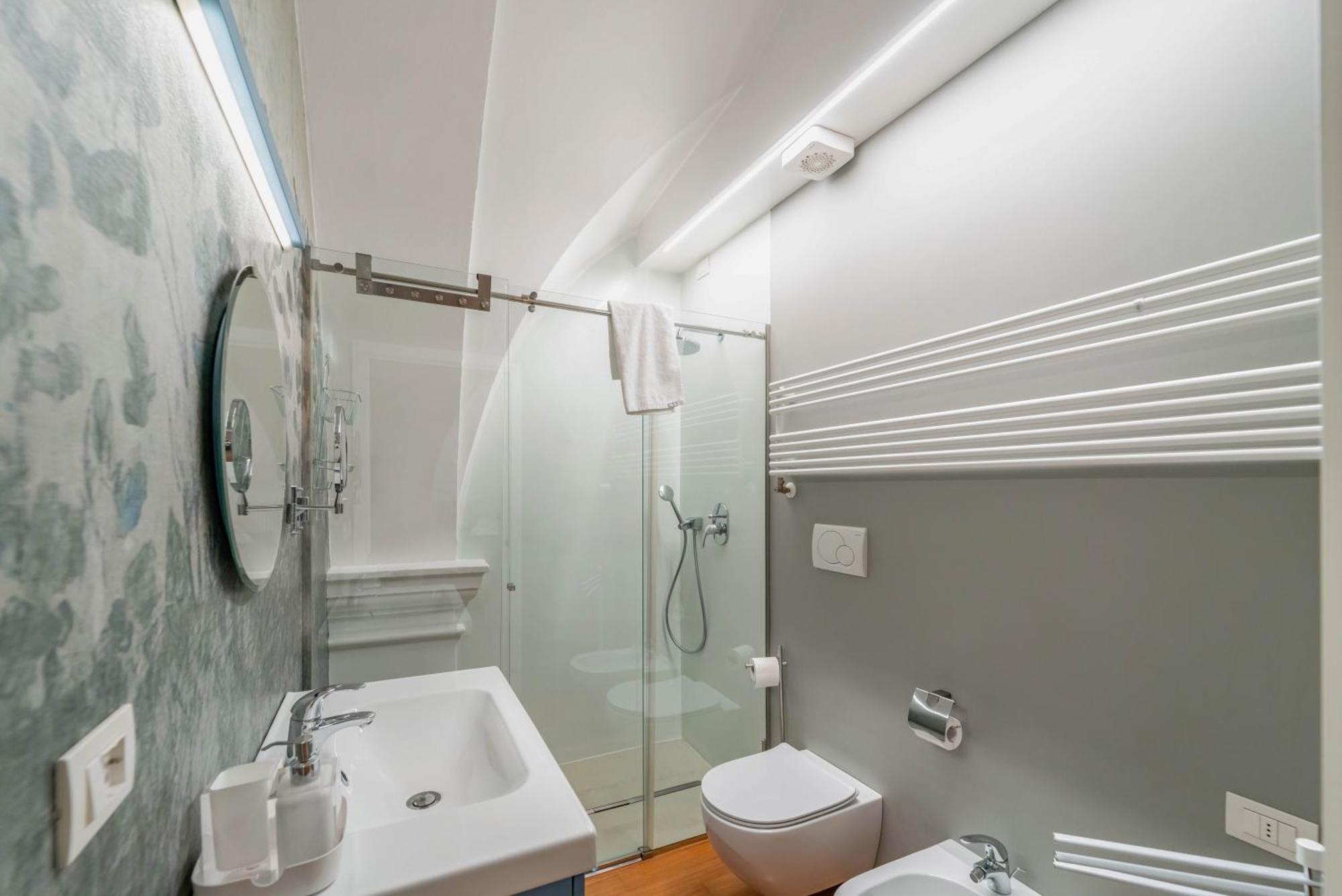볼로냐 Modern Flat - Borgonuovo 23 아파트 외부 사진